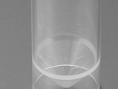 管體表面刻度清晰，方便觀察，準(zhǔn)確度±2%