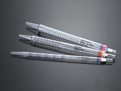 獨特的短管設計，符合人體工程學設計，可在層流罩下方使用